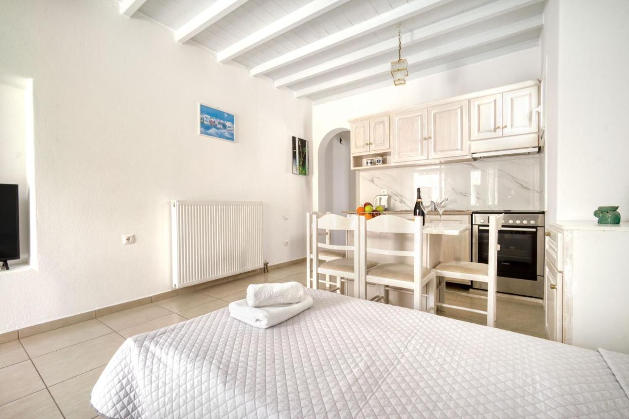 Anius Apartments Mykonos Town Екстериор снимка